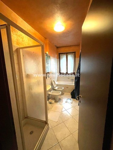 IN CASETTA TRIFAMILIARE SENZA SPESE CONDOMINIALI! Zogno