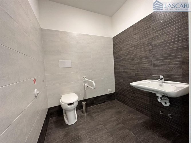 Negozio 2 locali - Rif. 99 Bergamo