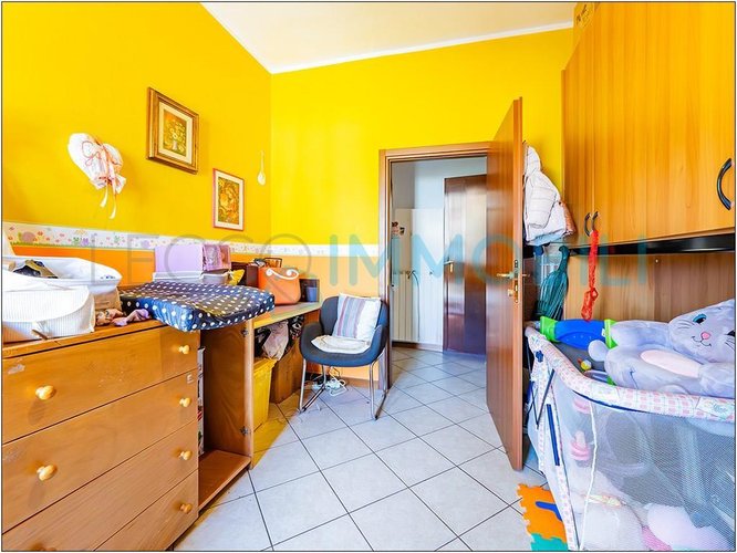 DUE LOCALI ULTIMO PIANO Galbiate