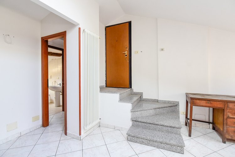 Centrale - 7/25 Fenegrò