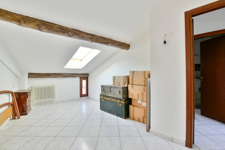 Centrale - 7/25 Fenegrò