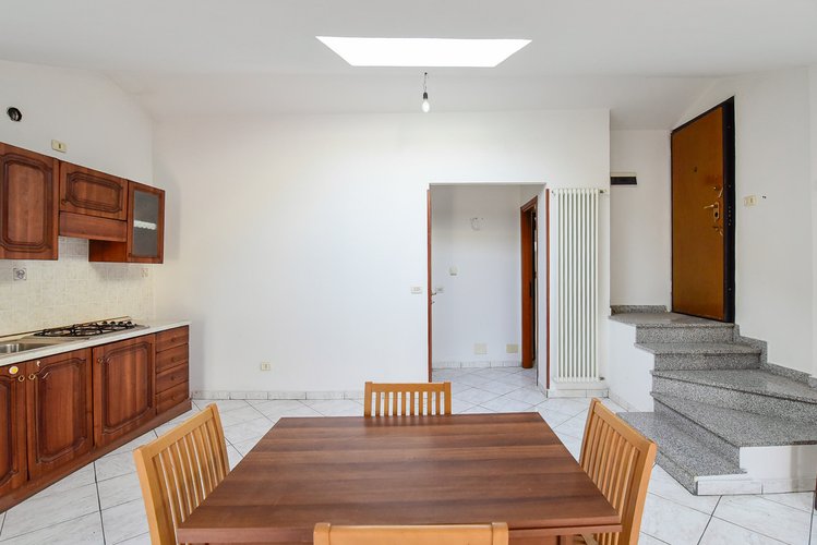 Centrale - 7/25 Fenegrò