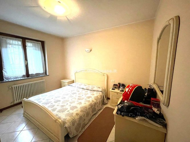 IN CASETTA TRIFAMILIARE SENZA SPESE CONDOMINIALI! Zogno