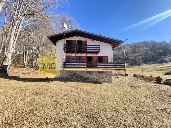 Casa Indipendente ai Piani dei Resinelli (LC) - Località "Foppe"