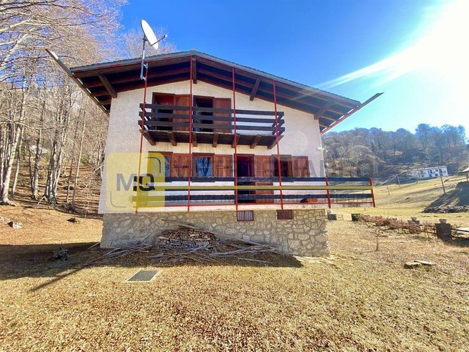 Casa Indipendente ai Piani dei Resinelli (LC) - Località "Foppe" Mandello del Lario