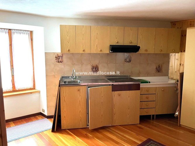 A DUE PASSI DAL LAGHETTO!