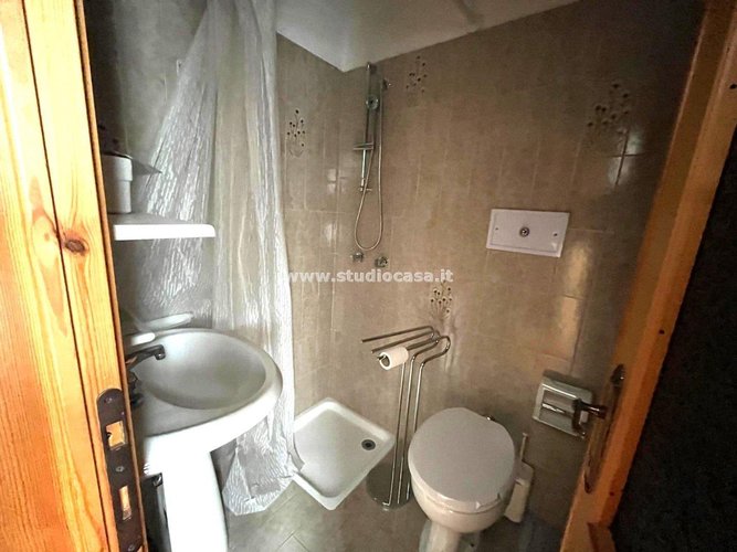 A DUE PASSI DAL LAGHETTO! Carona