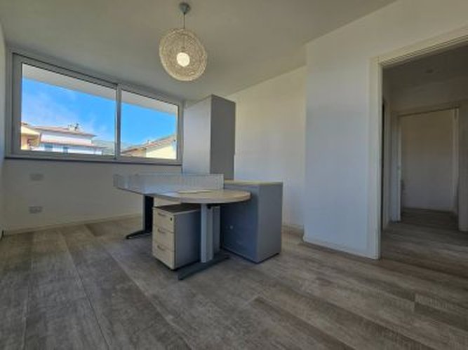 RESIDENZIALE/COMMERCIALE Villa d'Almè