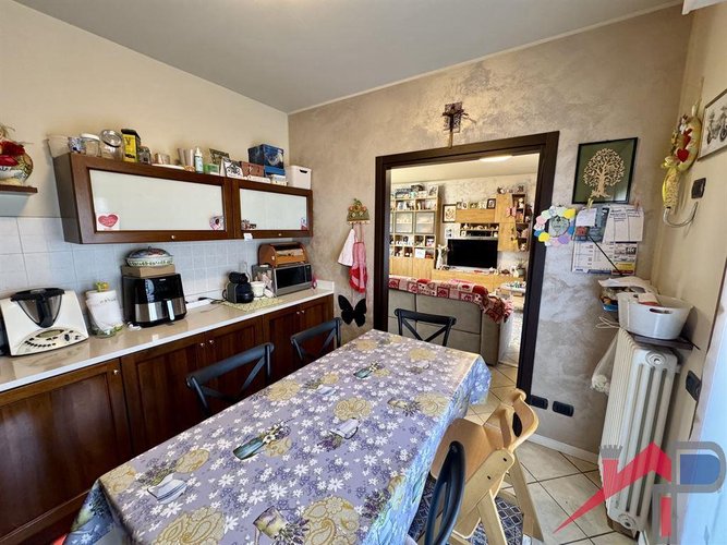 Cisano recente villa a schiera di testa Cisano Bergamasco