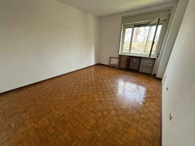 QUADRILOCALE IN VIALE GIULIO CESARE Bergamo