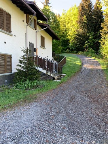 Oltre il Colle, imperdibile trilocale arredato