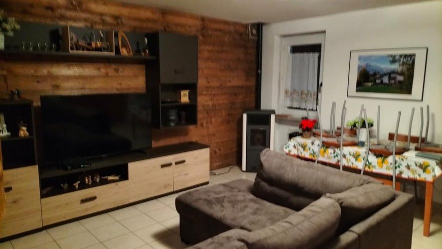 Oltre il Colle, imperdibile trilocale arredato Oltre il Colle