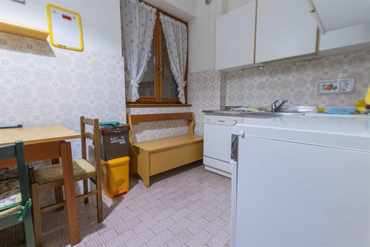 Serina esclusiva villa singola con box auto Serina