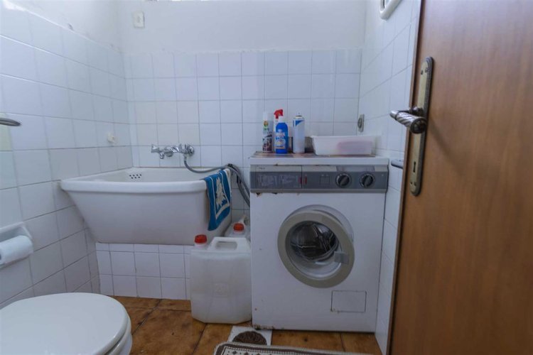 Serina esclusiva villa singola con box auto Serina