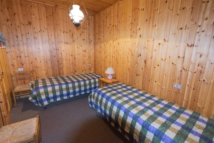 Serina esclusiva villa singola con box auto Serina