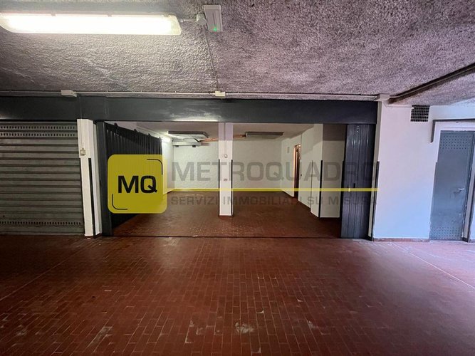 Box doppio in vendita a Lecco, centro città – 42 mq con cantinetta Lecco