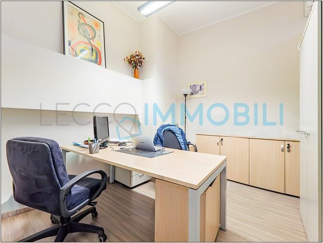 NEGOZIO VIA BOVARA 53 Lecco