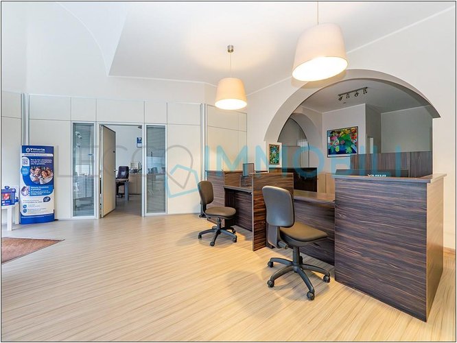 NEGOZIO VIA BOVARA 53 Lecco