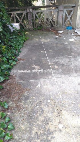 SOLEGGIATISSIMA! Serina