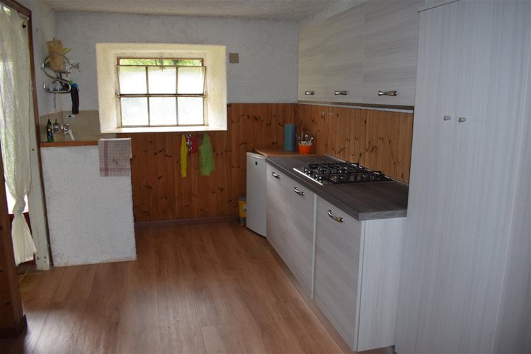 Serina posizione incantevole bilocale con taverna e arredo Serina