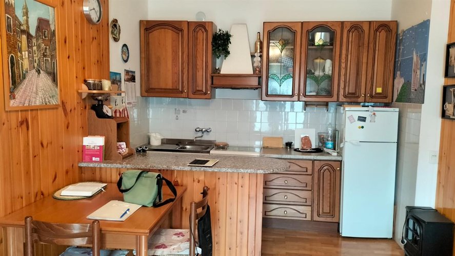 Cornalba imperdibile bilocale balconato arredato con cantina