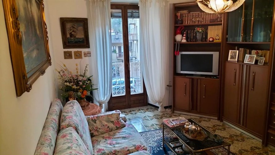 Serina nel centro del paese, in porzione di casetta nel borgo storico Serina