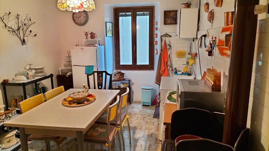 Serina nel centro del paese, in porzione di casetta nel borgo storico Serina