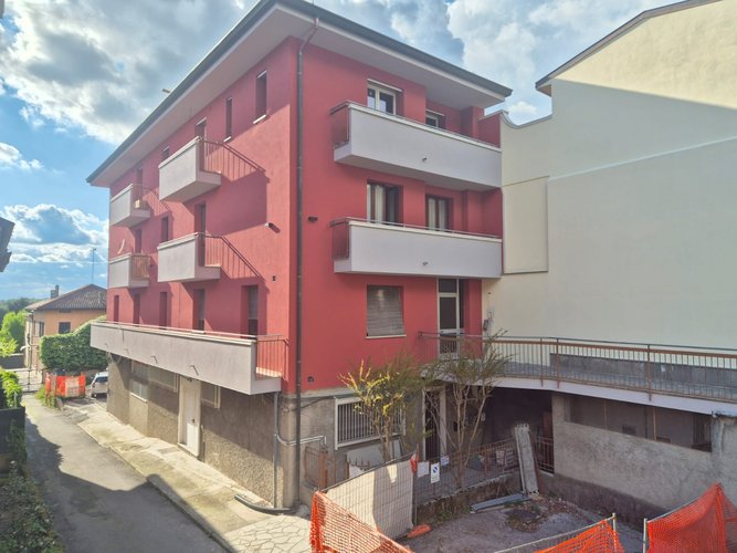 Semi-centrale - 16/25