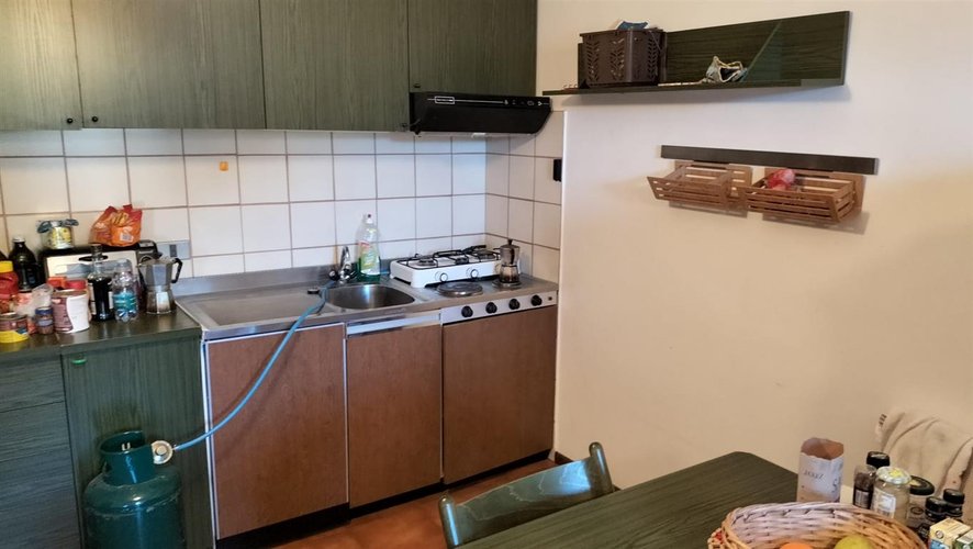 Oltre il Colle-Zambla Bassa, imperdibile soleggiato bilocale balconato con box auto Oltre il Colle