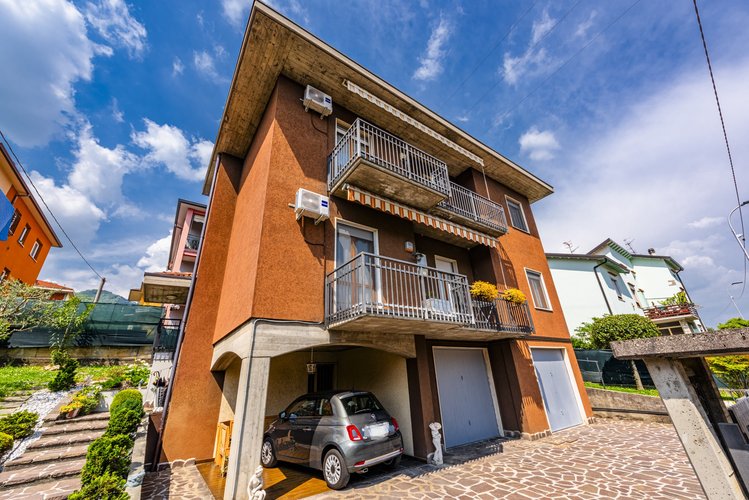 casa singola Alzano Lombardo