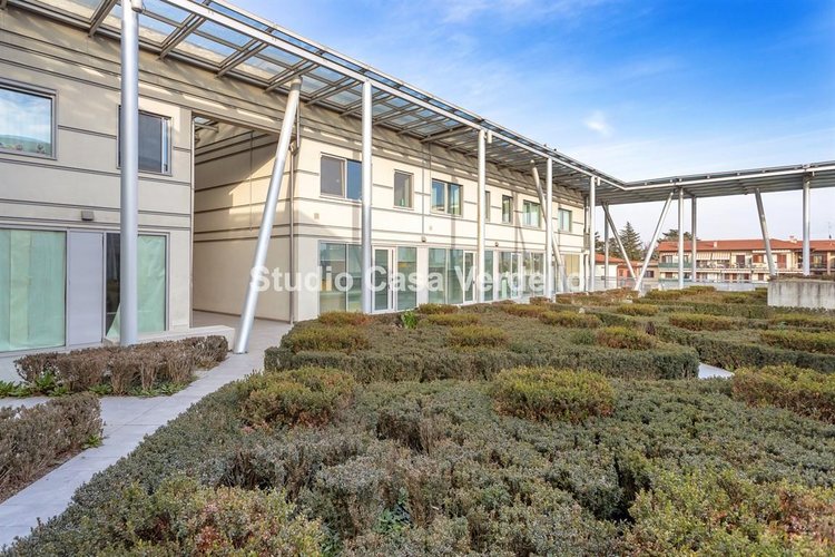 VERDELLO – Ampio appartamento al rustico, personalizzabile, a due passi dalla stazione Verdello