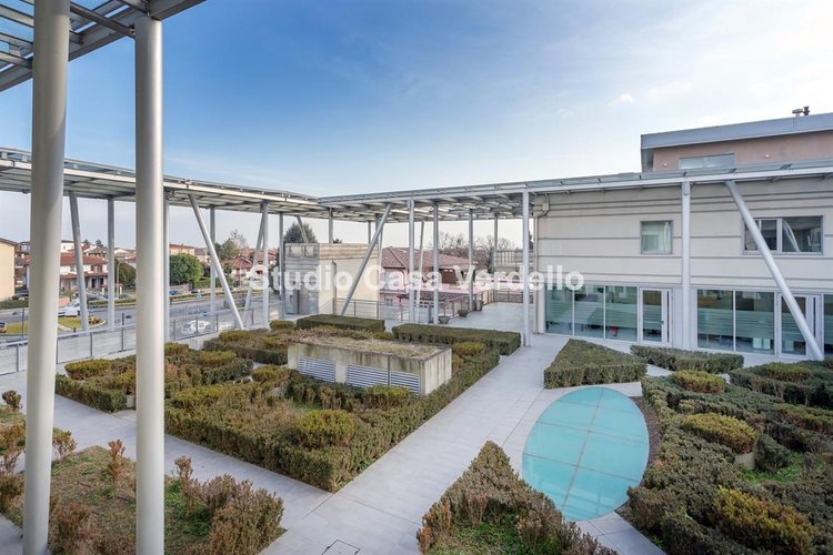 VERDELLO – Ampio appartamento al rustico, personalizzabile, a due passi dalla stazione Verdello