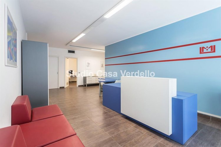 A Verdello – Ufficio di Prestigio Pronto all'Uso Verdello