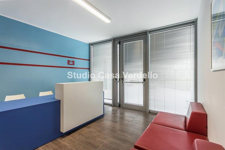 A Verdello – Ufficio di Prestigio Pronto all'Uso Verdello