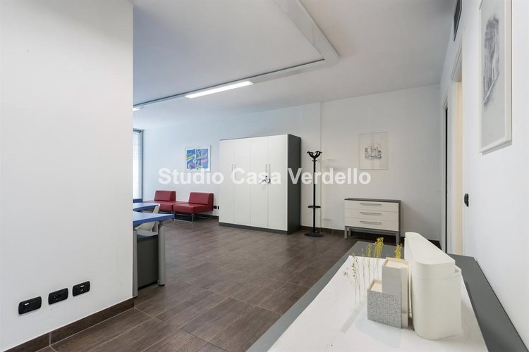 A Verdello – Ufficio di Prestigio Pronto all'Uso Verdello