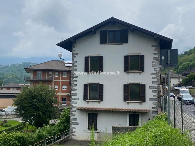 CENTRALE E SERVITISSIMA!