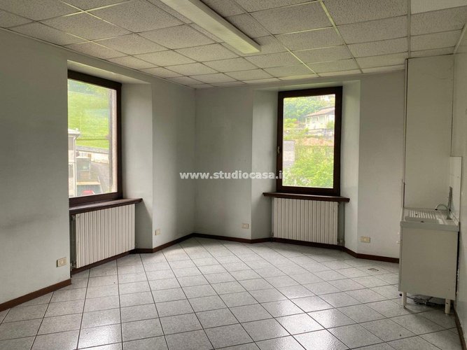 CENTRALE E SERVITISSIMA! Sant'Omobono Terme