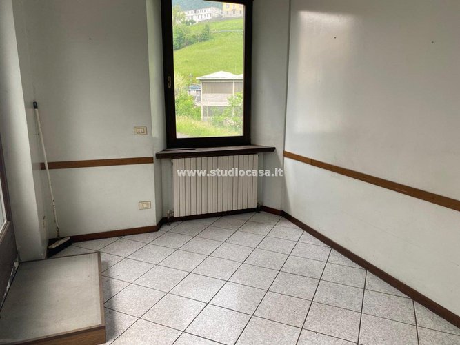 CENTRALE E SERVITISSIMA! Sant'Omobono Terme