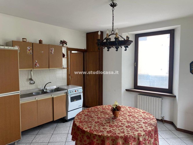 CENTRALE E SERVITISSIMA! Sant'Omobono Terme