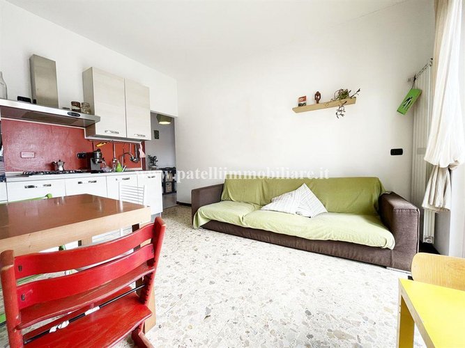 ALZANO  LOMBARDO  - LUMINOSO TRILOCALE CON BOX Alzano Lombardo