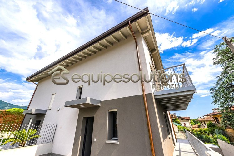 villa bifamiliare Sorisole