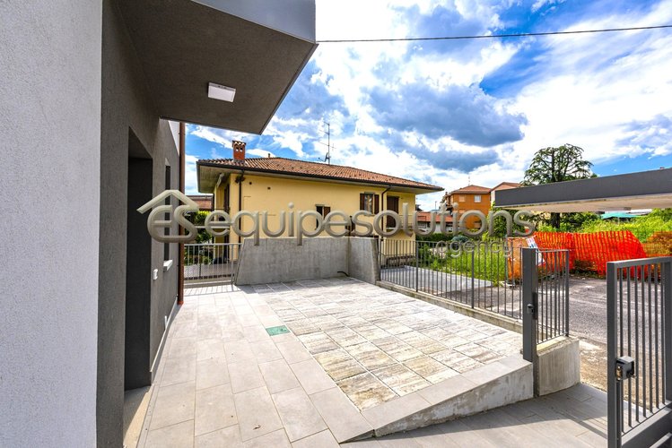 villa bifamiliare Sorisole