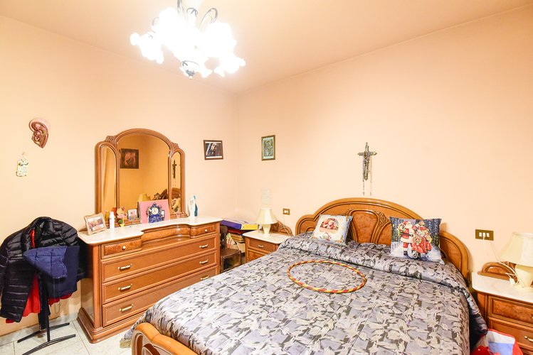 (38.24) Soluzione indipendente - Erba, Via Lecco Erba