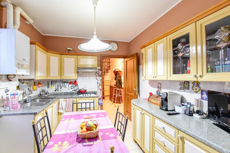 (38.24) Soluzione indipendente - Erba, Via Lecco Erba