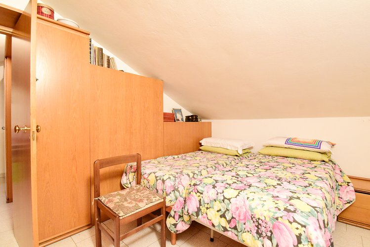 (38.24) Soluzione indipendente - Erba, Via Lecco Erba