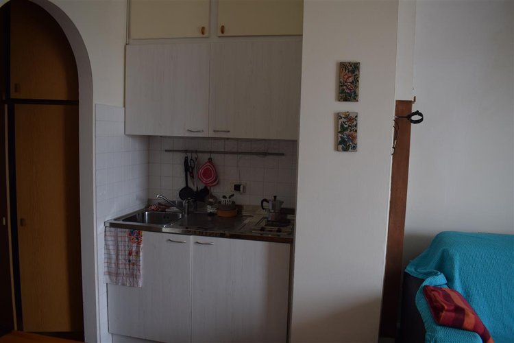 Cornalba, grazioso bilocale arredato con cantina e posto auto Cornalba