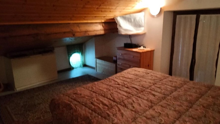 Serina Bagnella, imperdibile luminosa porzione di casa indipendente Serina