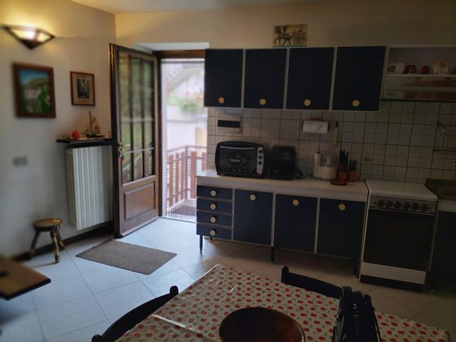 Serina Bagnella, imperdibile luminosa porzione di casa indipendente