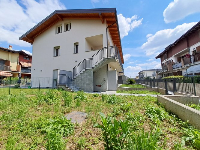 APPARTAMENTO IN VILLA 4 UNITA' Mornico al Serio