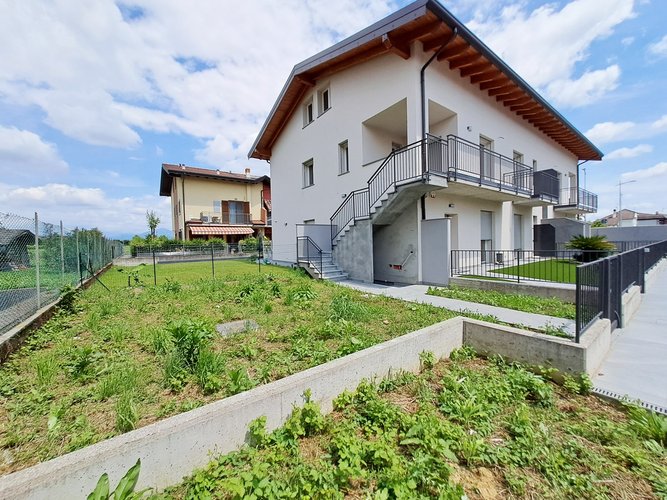 APPARTAMENTO IN VILLA 4 UNITA' Mornico al Serio